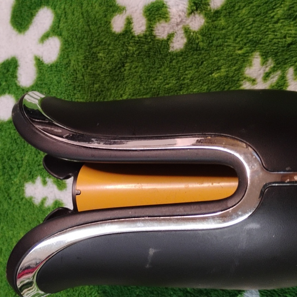 Chi Black Hair Curler - Picture 7 of 8